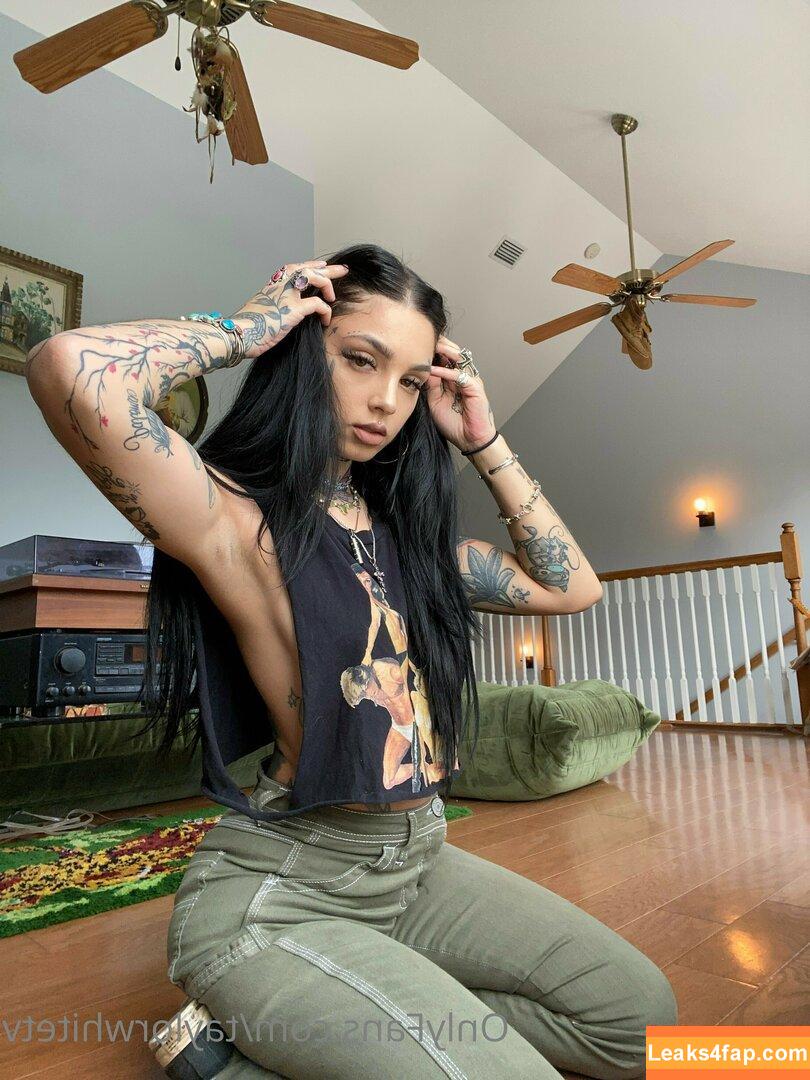 Taylor White / taylorwhitetv / tigerlily.taylor leaked photo photo #0100