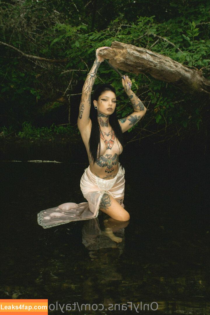 Taylor White / taylorwhitetv / tigerlily.taylor leaked photo photo #0257