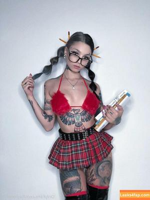 Taylor White photo #0021