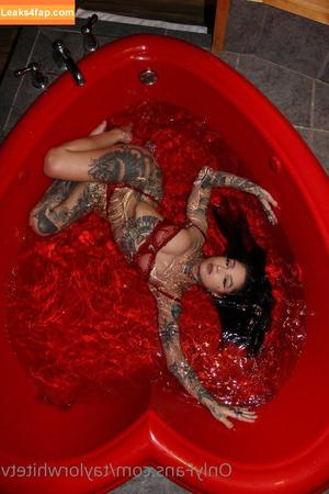 Taylor White photo #0063