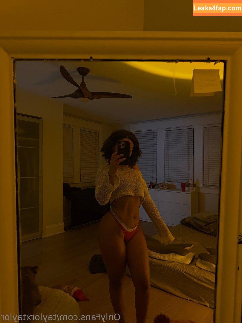 taylorxtaylor / nicholebadger / taylor_bootsma leaked photo photo #0046