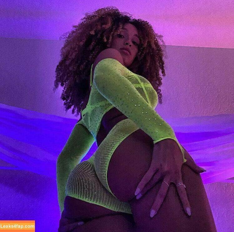 tazsangelsuncensored / Catdagreat / Tazs Angels AB / catdagreat__ leaked photo photo #0057