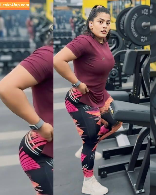 Tazznin Rahman / fit_with_tazz leaked photo photo #0003