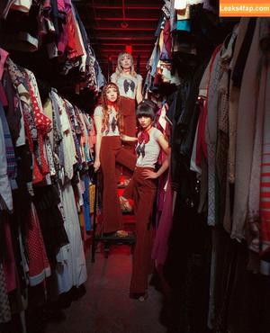 Tchotchke photo #0029