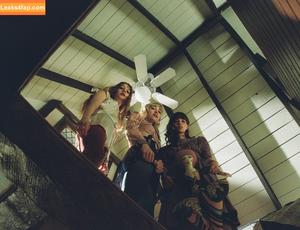 Tchotchke photo #0039