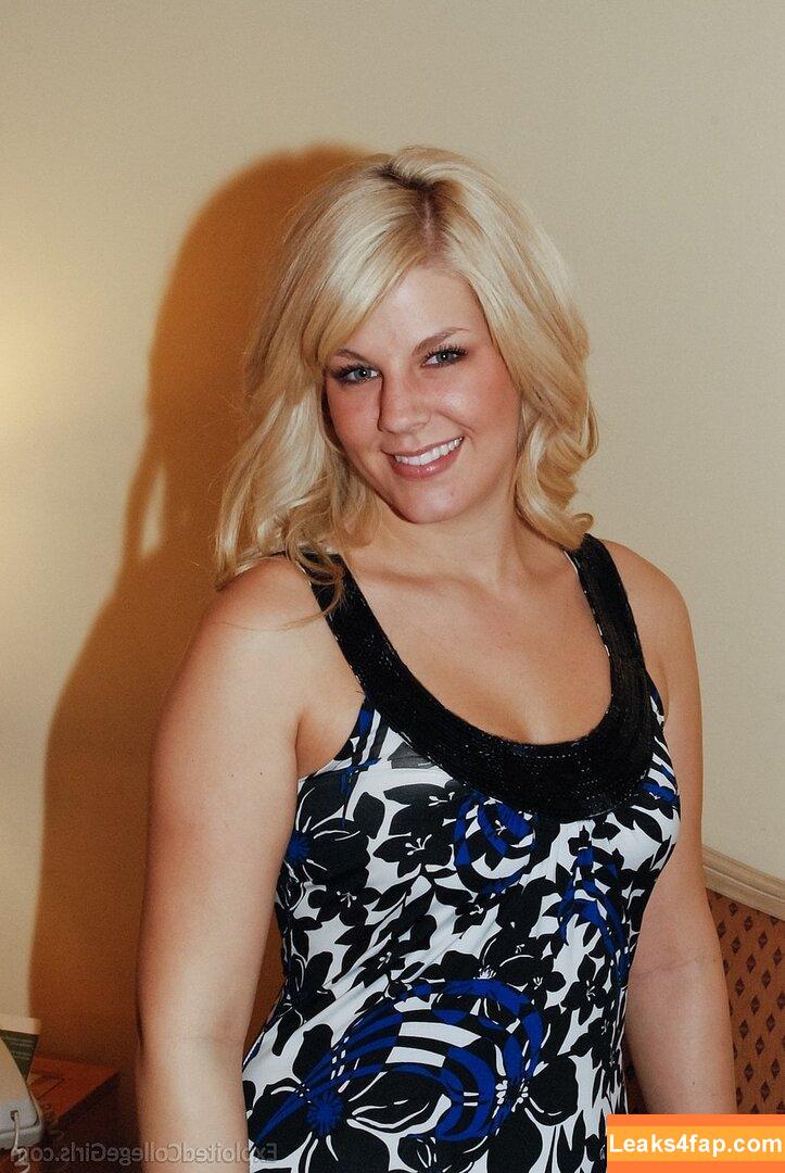 Teachers / schoolteachersarah / weareteachers leaked photo photo #0050