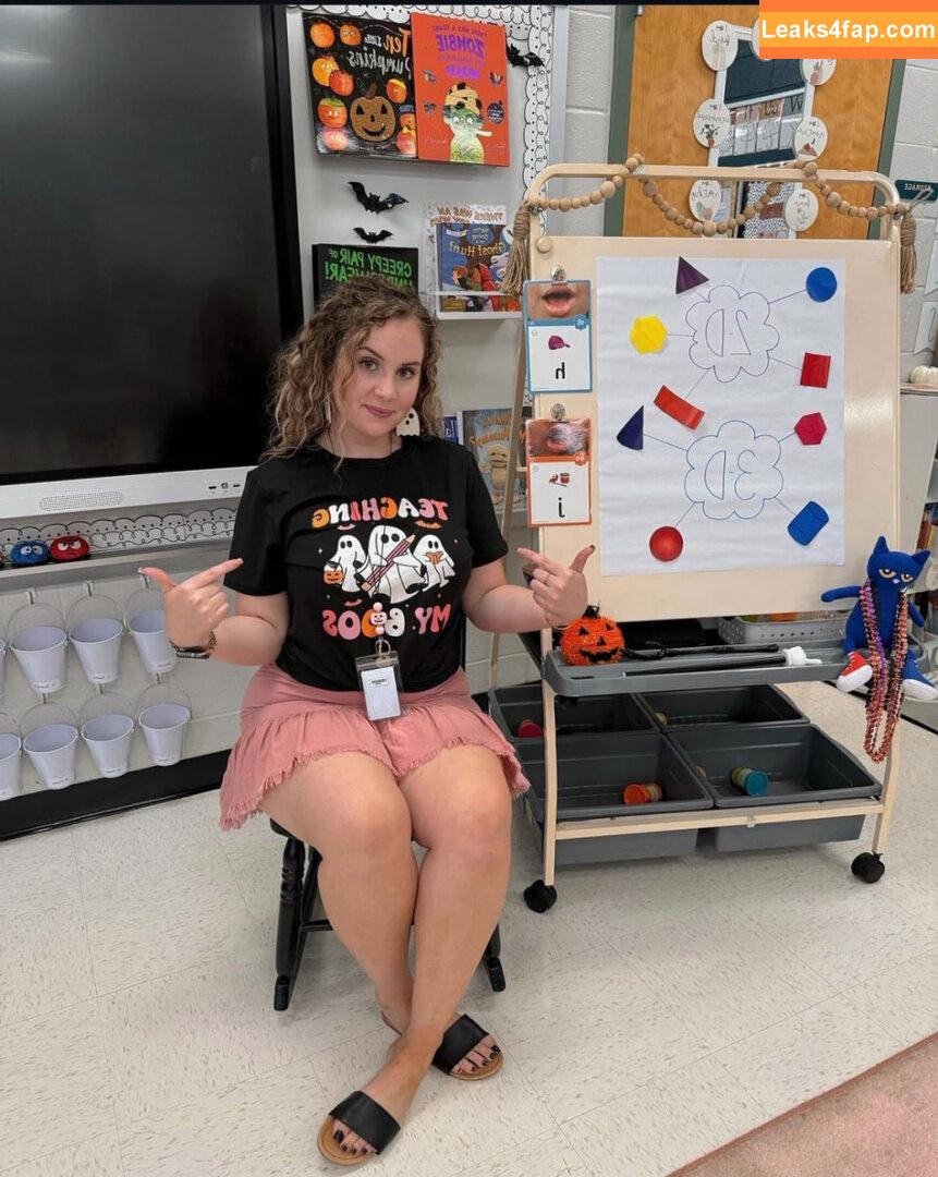 Teachers / schoolteachersarah / weareteachers leaked photo photo #0111
