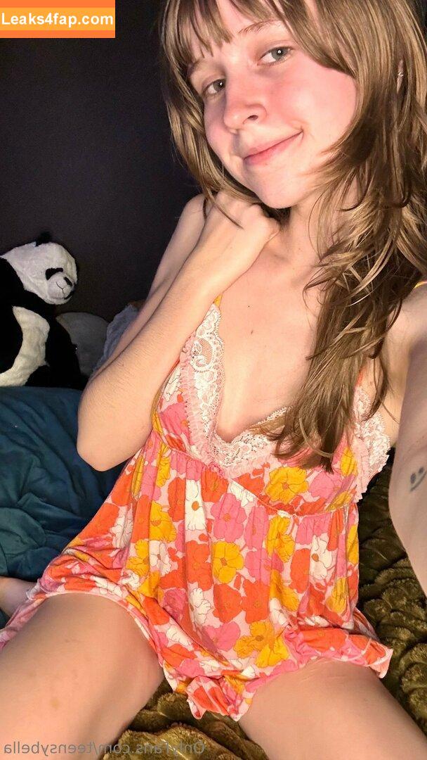 teensybella / onlyteensybella leaked photo photo #0043