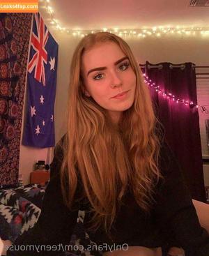 TeenyMouse photo #0262