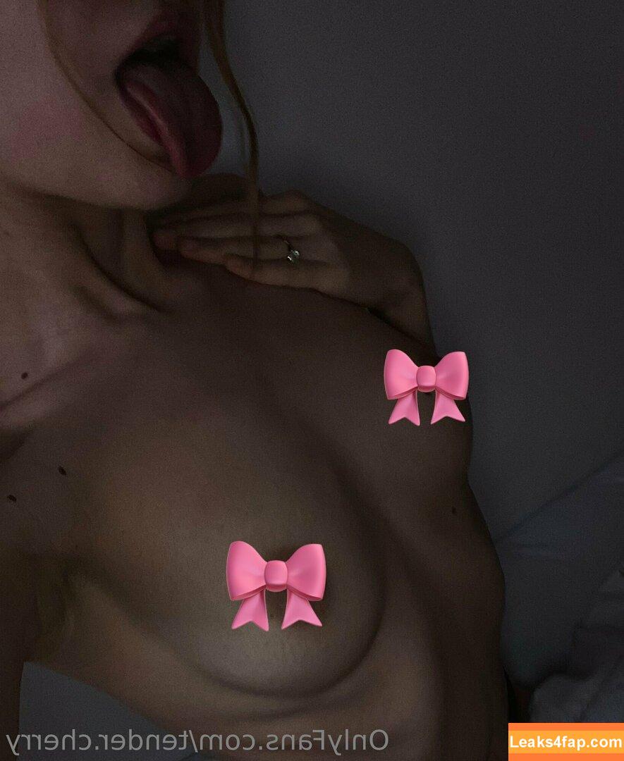 tender.cherry / moon___girl_ leaked photo photo #0008