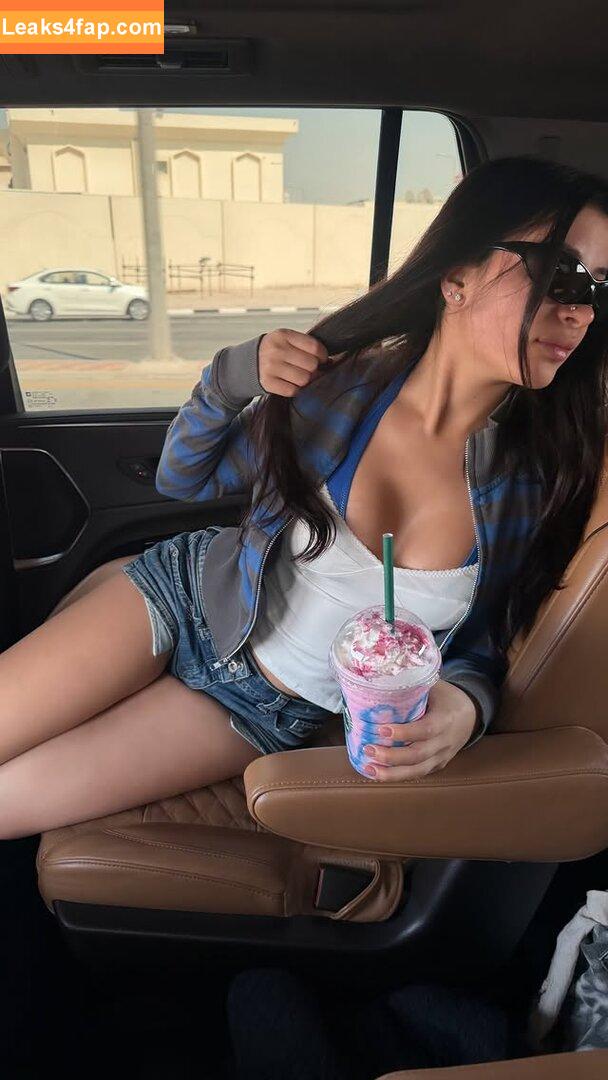 tenderlybae free nudes