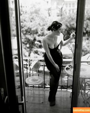 Terra Babayeva photo #0006
