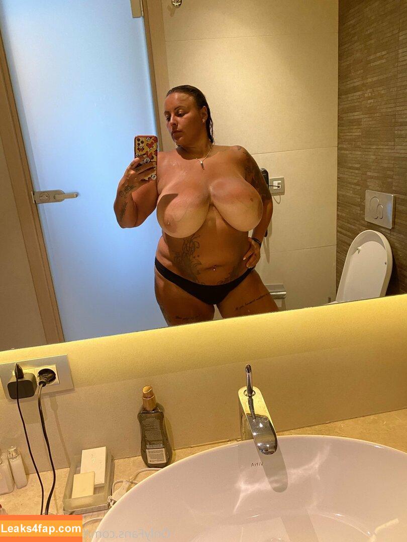 terrijaneofficial / tjglamour_1 leaked photo photo #0172