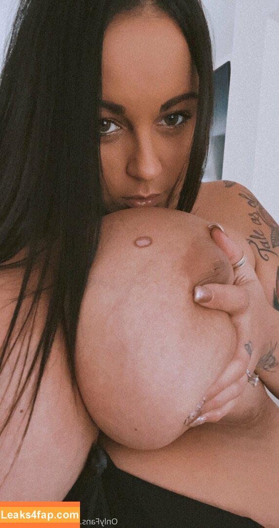 terrijaneofficial / tjglamour_1 leaked photo photo #0284