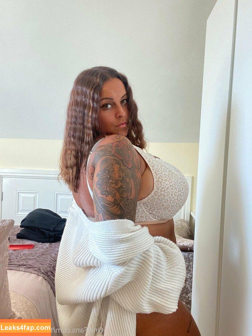 terrijaneofficial / tjglamour_1 leaked photo photo #0496