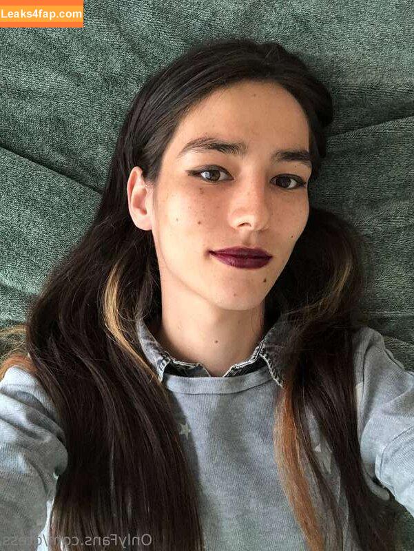 Tess / https: / qtess / tessbohne leaked photo photo #0033