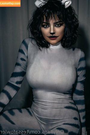 Tessa Fowler photo #0946