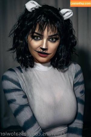 Tessa Fowler photo #0951