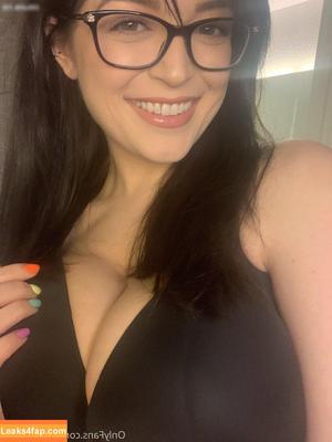 Tessa Fowler photo #1837