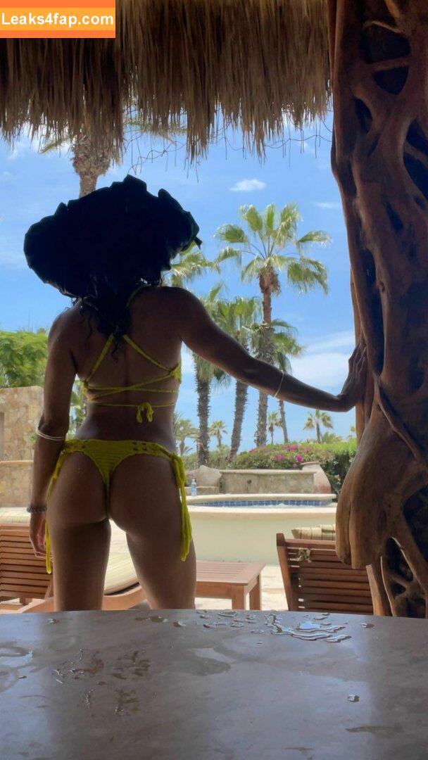 Tessa Thompson / tessamaethompson / tessathompsonx leaked photo photo #0001