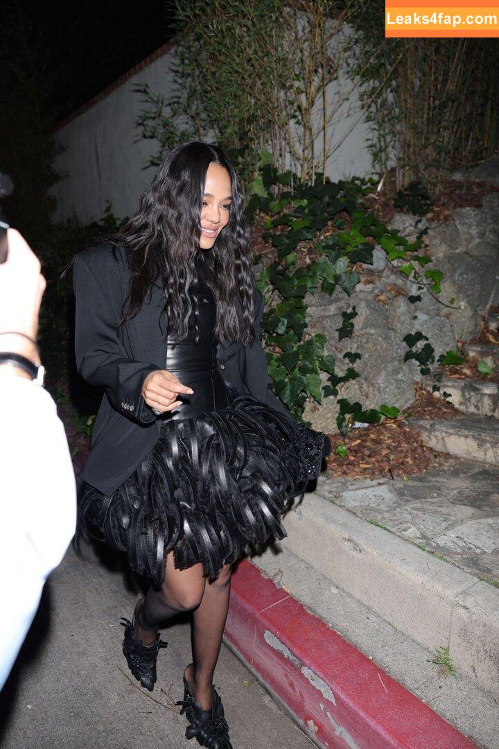 Tessa Thompson / tessamaethompson leaked photo photo #0126