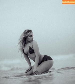 Tessalee photo #0142