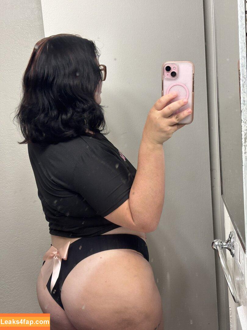 Texasbaddiee / Bbycowgirlll / texasbaddieee2 leaked photo photo #0020