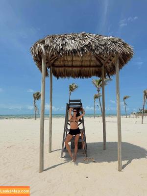 Thaila Ayala photo #0064