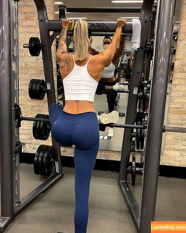Thaisa Daher / daherthaisa leaked photo photo #0037