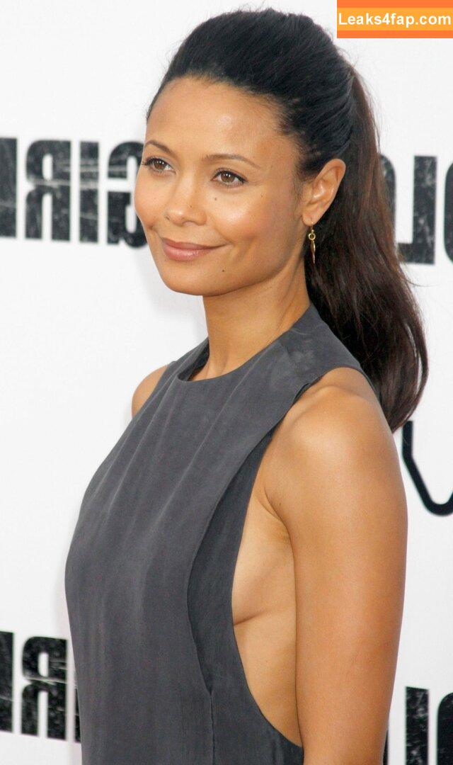 Thandie Newton / ThandiweNewton / dropitlikeitstot слитое фото фото #0062