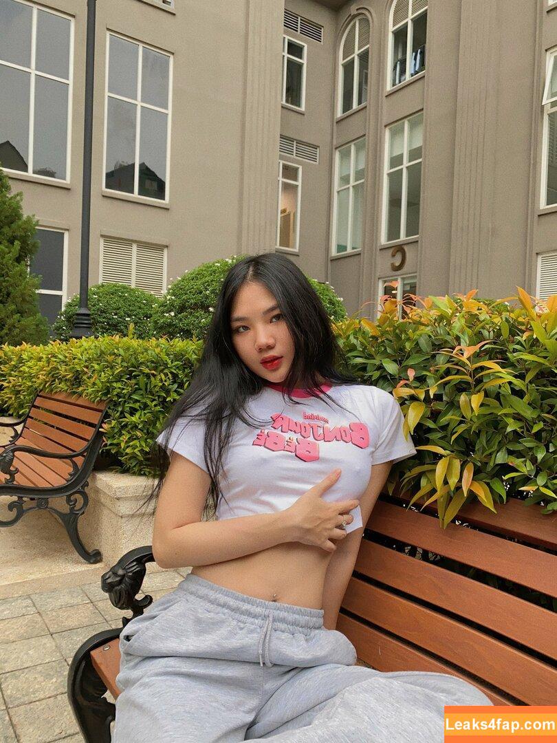 Thanh Nhen / https: / nhennhensohott / th.nhen leaked photo photo #0059