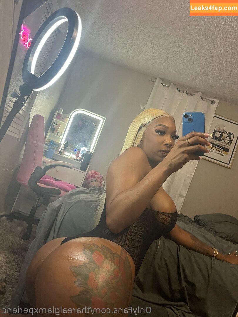 tharealglamxperienc / tharealmg leaked photo photo #0037