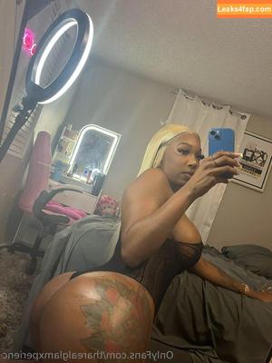 tharealglamxperienc photo #0037