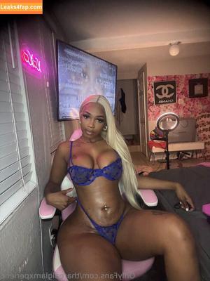 tharealglamxperienc photo #0039