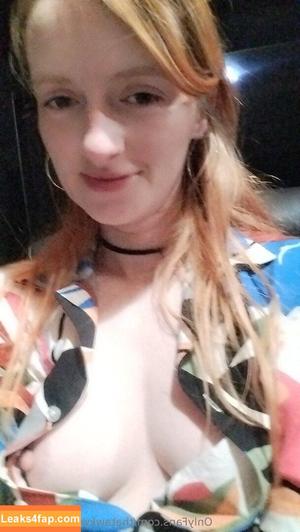 thatawkwardchickbecky photo #0017