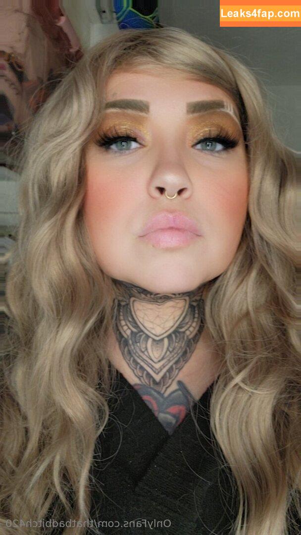 thatbadbitch420 /  leaked photo photo #0017