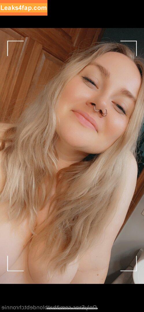 thatblondebtchronnie /  leaked photo photo #0004