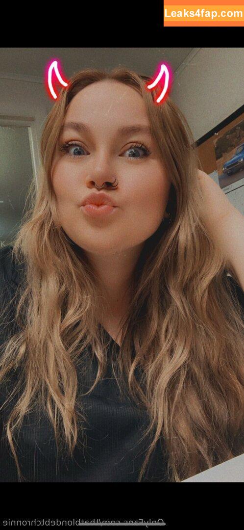 thatblondebtchronnie /  leaked photo photo #0016