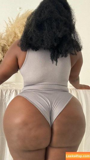 thatbootythox photo #0050