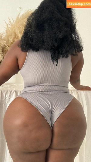 thatbootythox photo #0052