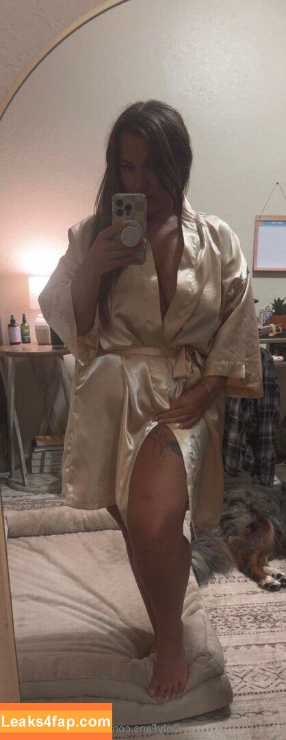 thatbrunettecrystal /  leaked photo photo #0013