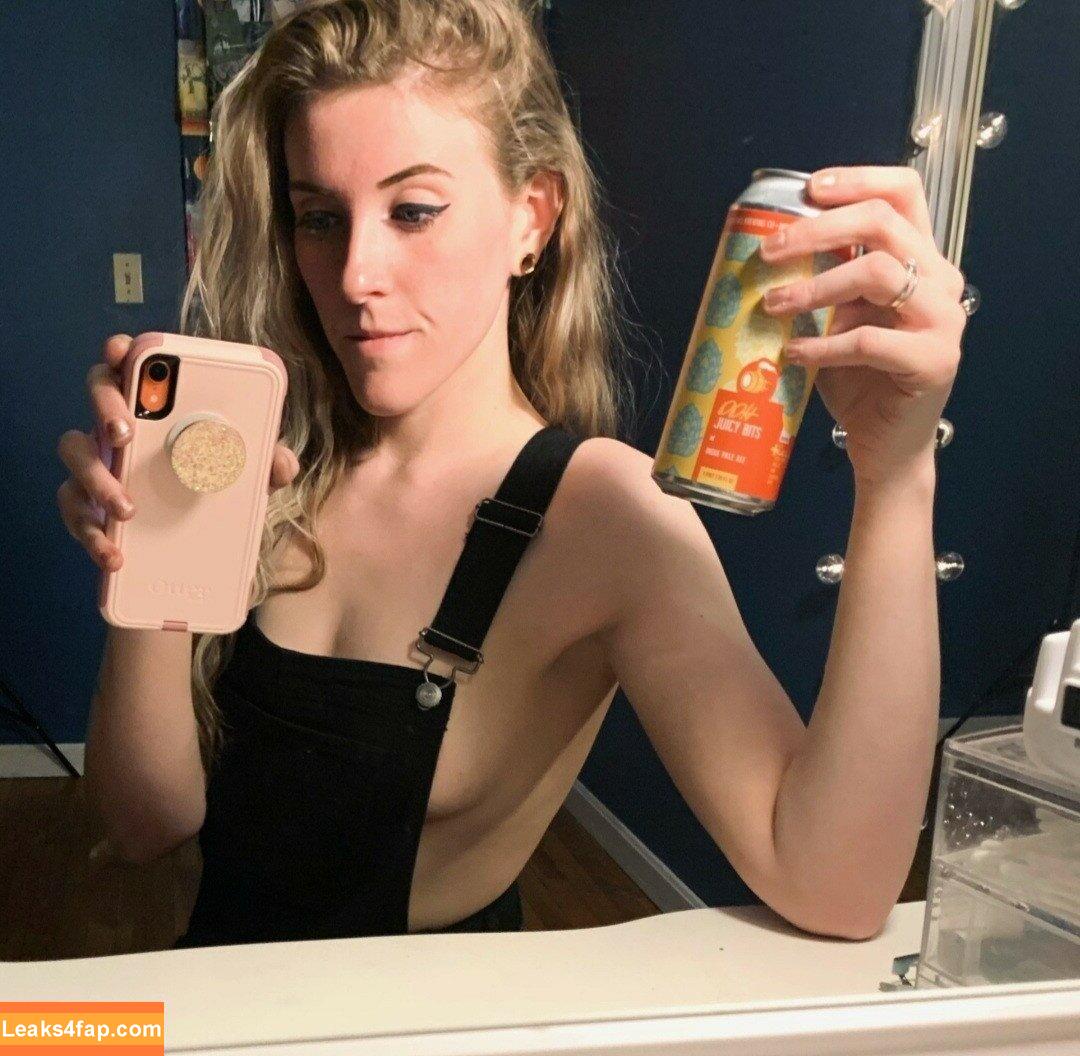 ThatCraftBeerBitch / sarahbeer leaked photo photo #0025