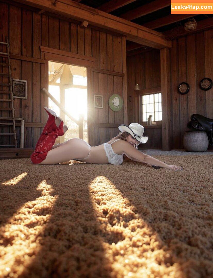 thatserinsworld / champagne-tearsxo / itserinsworld / thequeensboudoir leaked photo photo #0030