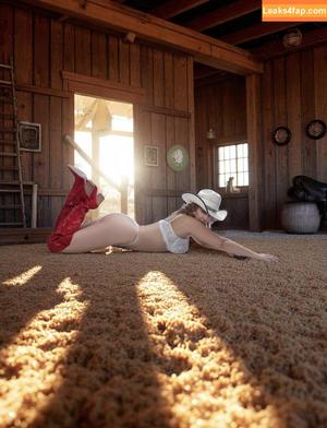 thatserinsworld photo #0030