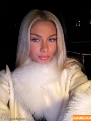 thatyoungblondevip photo #0039