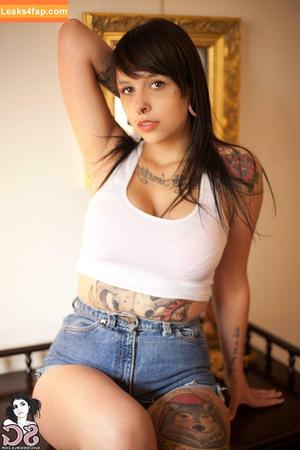 Thay Suicide photo #0017