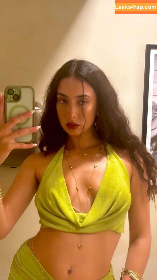 The Best Navels / Bellies / Belly Buttons / UmbilicusFetish / eeseooes / https: / itsashley_lynn / vivianmariewong leaked photo photo #0002