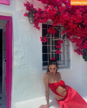 The Best Navels photo #0004