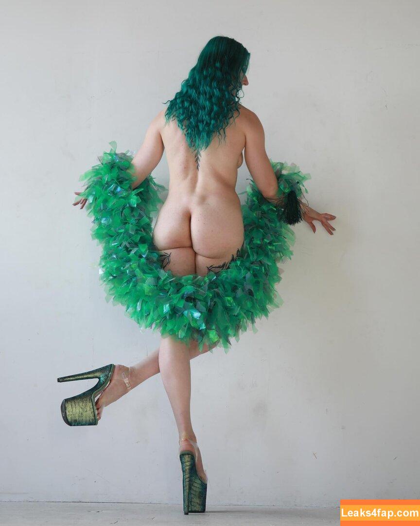 The Emerald Oasis / _theemeraldoasis_ leaked photo photo #0033