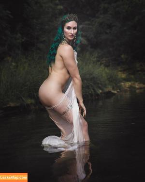The Emerald Oasis photo #0023